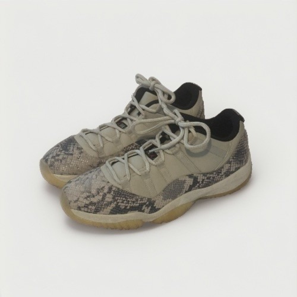 Jordan Air Jordan 11 Retro Low White Gray Snakeskin Men's Low Top Size 12